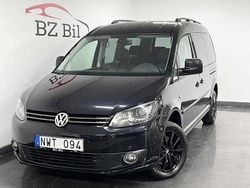Svart Begagnad 2013 VW Caddy Maxi Life Life Minibuss | 149 900 kr (Marknadspris)