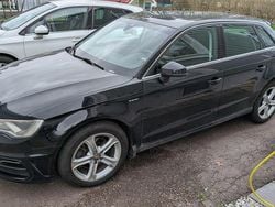 Svart Begagnad 2016 Audi A3 e-tron Halvkombi | 109 000 kr (Marknadspris)