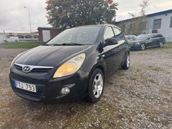 Svart Begagnad 2008 Hyundai i20 Premium Halvkombi | 35 900 kr (Marknadspris)