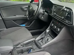 Röd Begagnad 2014 Seat Leon Style Halvkombi | 112 000 kr (Marknadspris)