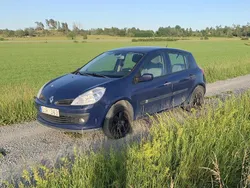 Blå Begagnad 2009 Renault Clio R.S. Halvkombi | 12 500 kr (Bra pris)