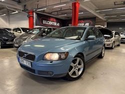 Blå Begagnad 2003 Volvo S40 Sedan | 27 900 kr (Lite dyr)