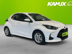 Vit Begagnad 2023 Toyota Yaris Active Halvkombi | 209 800 kr (Dyr)