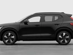 Svart Ny 2025 Volvo EX40 Single Motor Extended Range SUV | 609 400 kr