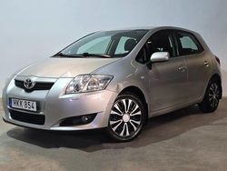 Silver Begagnad 2008 Toyota Auris Halvkombi | 74 900 kr (Lite dyr)