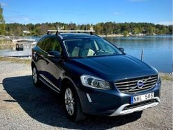 Blå Begagnad 2014 Volvo XC60 Summum SUV | 115 000 kr (Marknadspris)