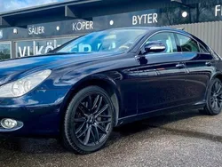 Mörkblå (blå) Begagnad 2005 Mercedes CLS350 Sportkupé | 89 900 kr (Lite dyr)