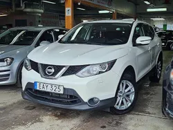 Vit Begagnad 2014 Nissan Qashqai SUV | 119 999 kr (Lite dyr)