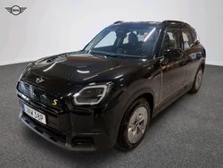 Svart Begagnad 2024 Mini Countryman SUV | 414 900 kr