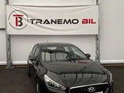Svart Begagnad 2018 Hyundai i30 Halvkombi | 139 900 kr (Marknadspris)