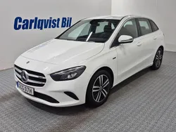 Vit Begagnad 2021 Mercedes B250e SE Minibuss | 295 000 kr