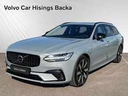 Grå Begagnad 2023 Volvo V90 Plus Kombi | 415 900 kr (Marknadspris)
