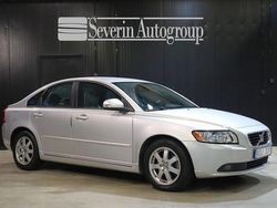 Ljusgrå Begagnad 2009 Volvo S40 Sedan | 119 000 kr (Dyr)