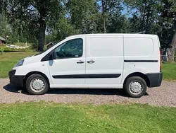 Vit Begagnad 2014 Toyota Proace Van | 30 000 kr