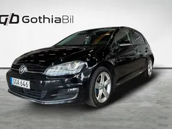 Svart Begagnad 2014 VW Golf VII Halvkombi | 114 900 kr (Marknadspris)