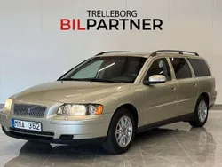 Ljusbrun Begagnad 2006 Volvo V70 Kinetic Kombi | 39 900 kr (Marknadspris)