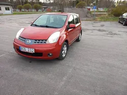 Röd Begagnad 2008 Nissan Note Minibuss | 33 000 kr (Marknadspris)