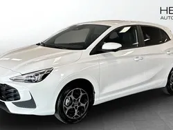 Vit Ny 2024 MG MG3 Luxury Halvkombi | 269 990 kr (Marknadspris)