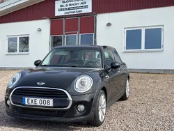 Svart Begagnad 2015 Mini Cooper Chili Halvkombi | 179 000 kr (Lite dyr)