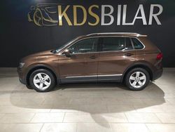 Brun Begagnad 2018 VW Tiguan Executive SUV | 219 500 kr (Bra pris)