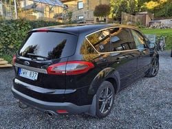 Svart Begagnad 2011 Ford S-MAX Business Edition Minibuss | 65 000 kr (Marknadspris)