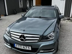 Grå Begagnad 2012 Mercedes C220 Avantgarde Kombi | 120 000 kr