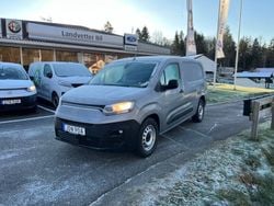 Grå Begagnad 2023 Fiat e-Doblò Minibuss | 448 750 kr