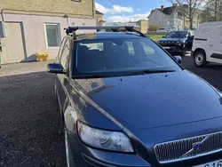Blå Begagnad 2006 Volvo V50 Kombi | 36 000 kr (Marknadspris)