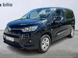 Svart Begagnad 2023 Toyota Proace City Van | 299 900 kr (Superpris)