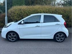 Vit Begagnad 2016 Kia Picanto Halvkombi | 71 000 kr (Marknadspris)
