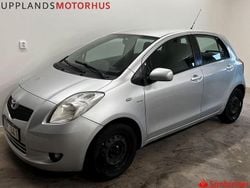 Silver Begagnad 2008 Toyota Yaris Halvkombi | 44 900 kr (Marknadspris)