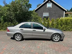 Silver Begagnad 2006 Mercedes C180 Classic Sedan | 41 400 kr (Marknadspris)