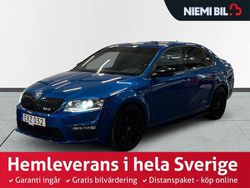Blå Begagnad 2014 Skoda Octavia RS Halvkombi | 169 900 kr (Marknadspris)