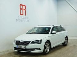 Vit Begagnad 2018 Skoda Superb Kombi | 239 900 kr (Lite dyr)