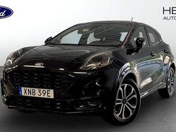 Svart Begagnad 2022 Ford Puma ST-Line Halvkombi | 199 900 kr (Marknadspris)