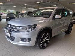 Silver Begagnad 2016 VW Tiguan Sportline SUV | 139 900 kr (Marknadspris)