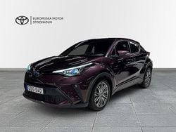Lila Begagnad 2022 Toyota C-HR Executive SUV | 284 900 kr (Marknadspris)