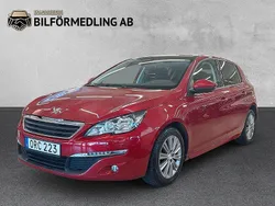 Ljusröd (röd) Begagnad 2016 Peugeot 308 Active Halvkombi | 98 900 kr (Marknadspris)