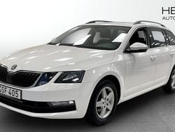 Vit Begagnad 2018 Skoda Octavia Ambition Kombi | 129 900 kr (Bra pris)
