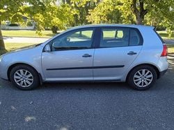 Silver Begagnad 2006 VW Golf V Trendline Halvkombi | 25 000 kr (Bra pris)