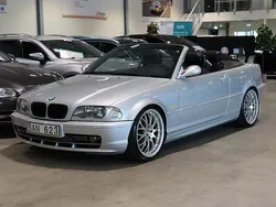 Ljusgrå Begagnad 2000 BMW 330 Cabriolet Cab | 109 900 kr