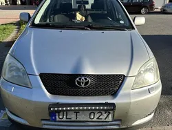 Silver Begagnad 2003 Toyota Corolla Halvkombi | 19 500 kr