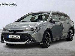 Grå Begagnad 2022 Toyota Corolla Kombi | 264 900 kr (Marknadspris)