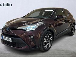 Lila Begagnad 2022 Toyota C-HR Edition SUV | 269 900 kr (Marknadspris)