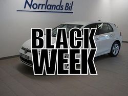 Vit (pure white) Begagnad 2024 VW Golf VIII Life Halvkombi | 279 900 kr (Bra pris)