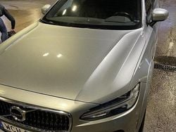 Silver Begagnad 2019 Volvo V90 CC Pro Kombi | 365 000 kr (Lite dyr)
