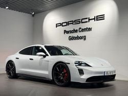 Ljusgrå (white) Begagnad 2022 Porsche Taycan GTS Sedan | 995 000 kr (Superpris)