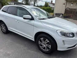 Vit Begagnad 2015 Volvo XC60 Momentum SUV | 115 000 kr (Bra pris)