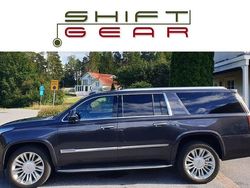 Grå metallic Begagnad 2018 Cadillac Escalade SUV | 599 900 kr (Marknadspris)