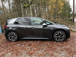 Grå Begagnad 2020 VW ID.3 Pro Performance Halvkombi | 195 000 kr (Marknadspris)